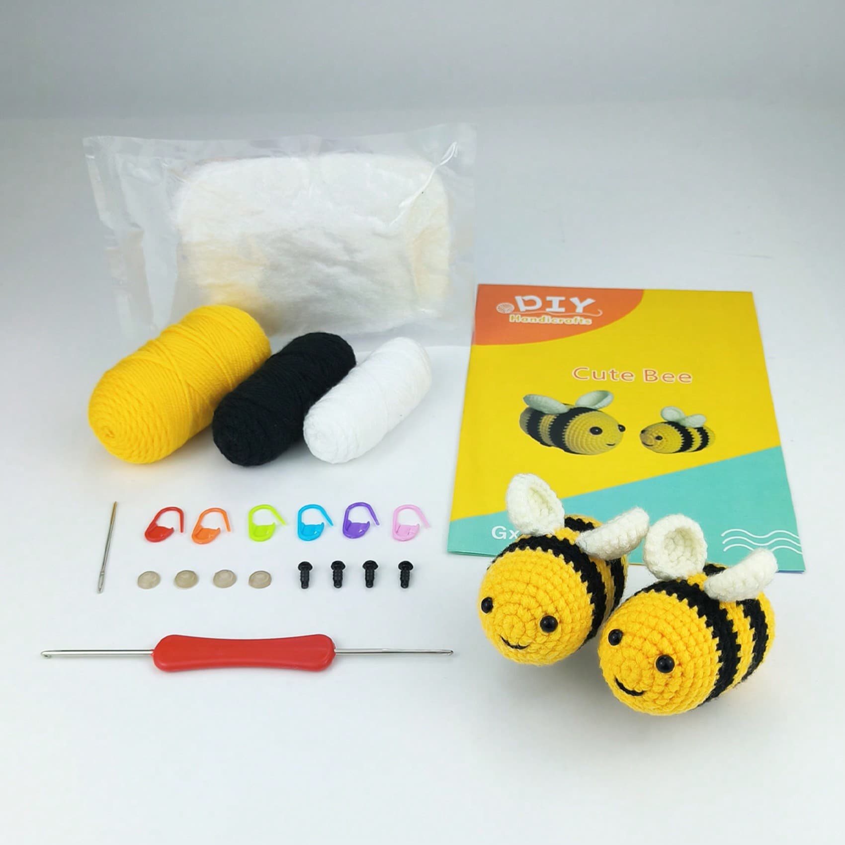Ensemble de crochet débutants 2 abeilles, livré avec des tutoriels vidéo étape par étape. Convient pour les cadeaux de jouets, le soulagement de
